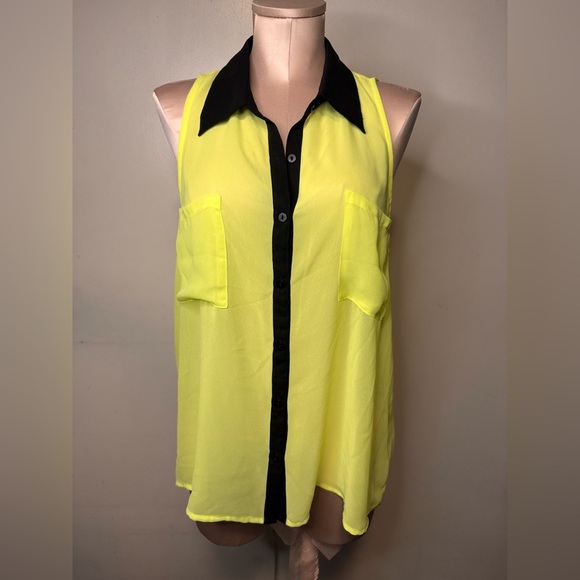 Decree Neon Yellow Top with Black Accents - Picture 1 of 3